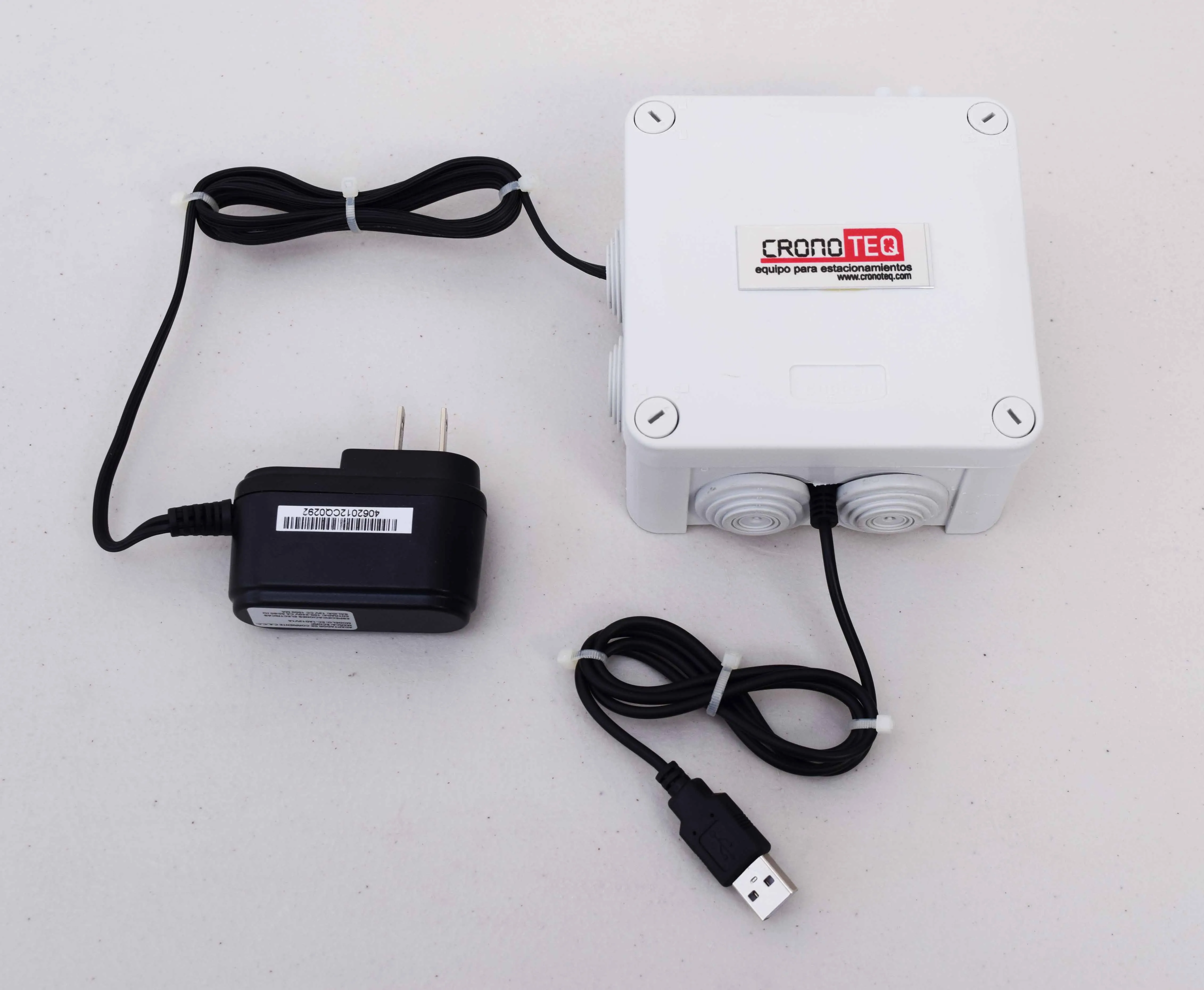 Dispositivo USB para abrir barreras automáticamente Cronoteq